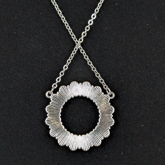 Plunder White Stone Cut Out Pendant Necklace - Picture 4 of 6